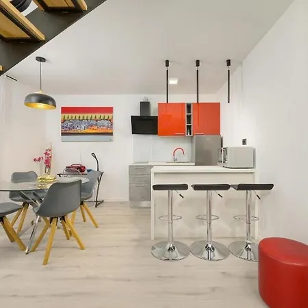 With Parking Space - 22712 아파트 메덜린